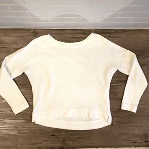 H&M white sweatshirt